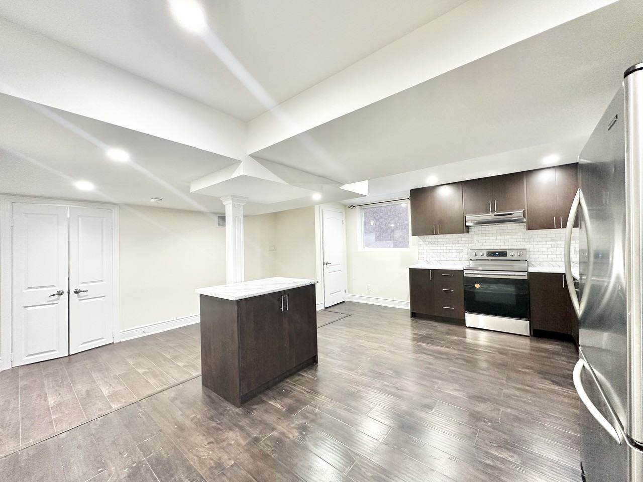 241 Regency View Heights, Vaughan, Ontario Apartments 41 Regency