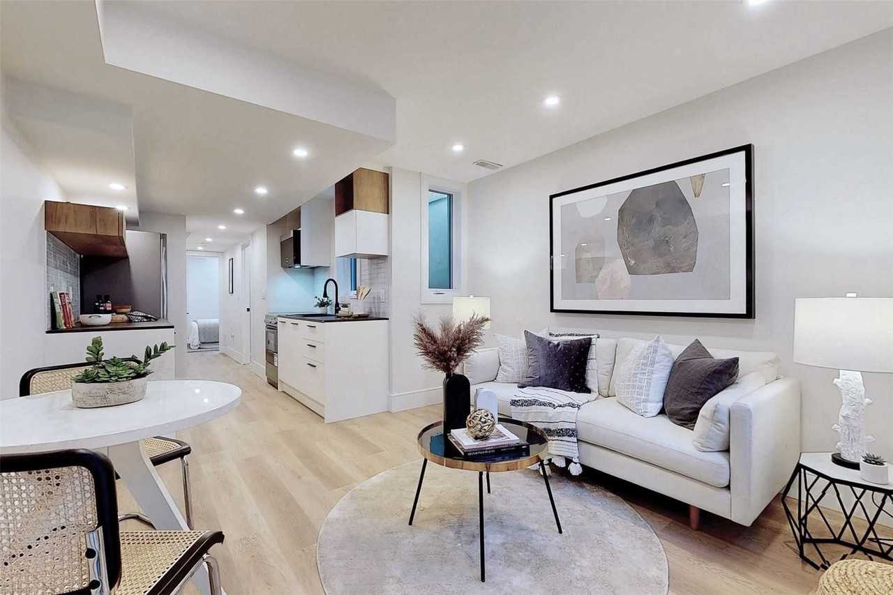 26 Henderson Avenue - Photo 2 of 11