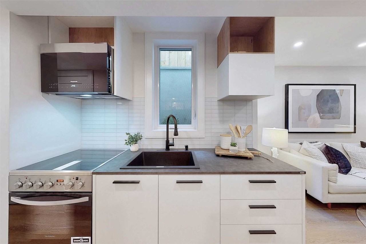 26 Henderson Avenue - Photo 4 of 11