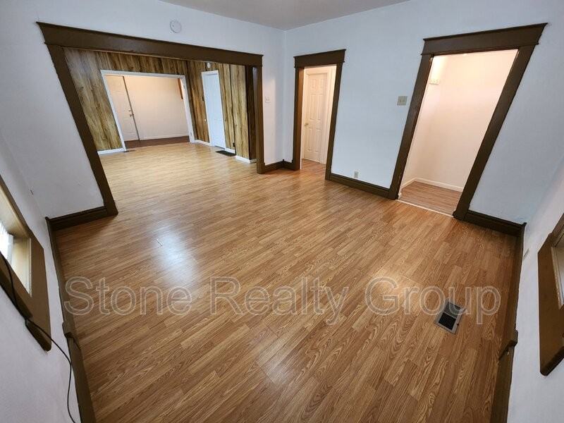 1249 S 7th St - Photo 2 of 8