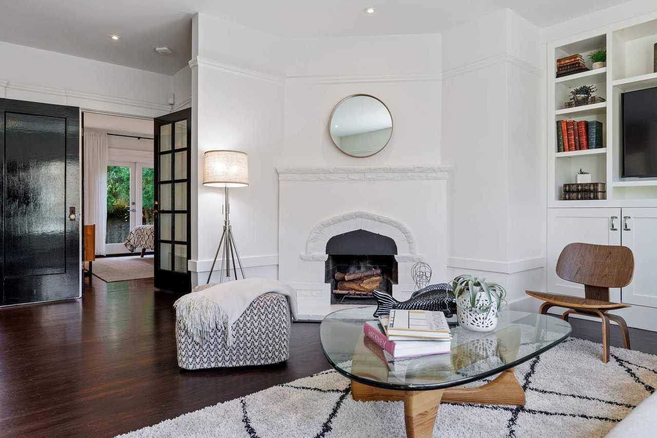 385 Eureka Street - Photo 2 of 23