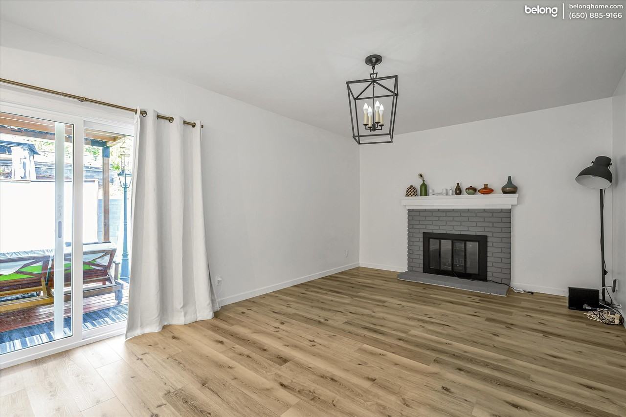 42 Greendell Pl - Photo 2 of 28