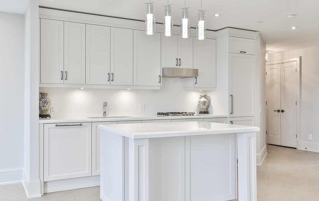 Hazelton Ave & Davenport Rd #302