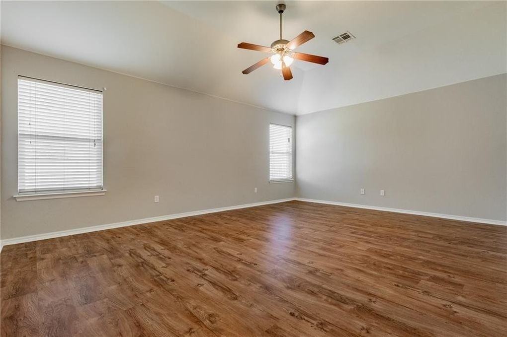 1004 Mollie Rausch Ln #1 - Photo 6 of 14