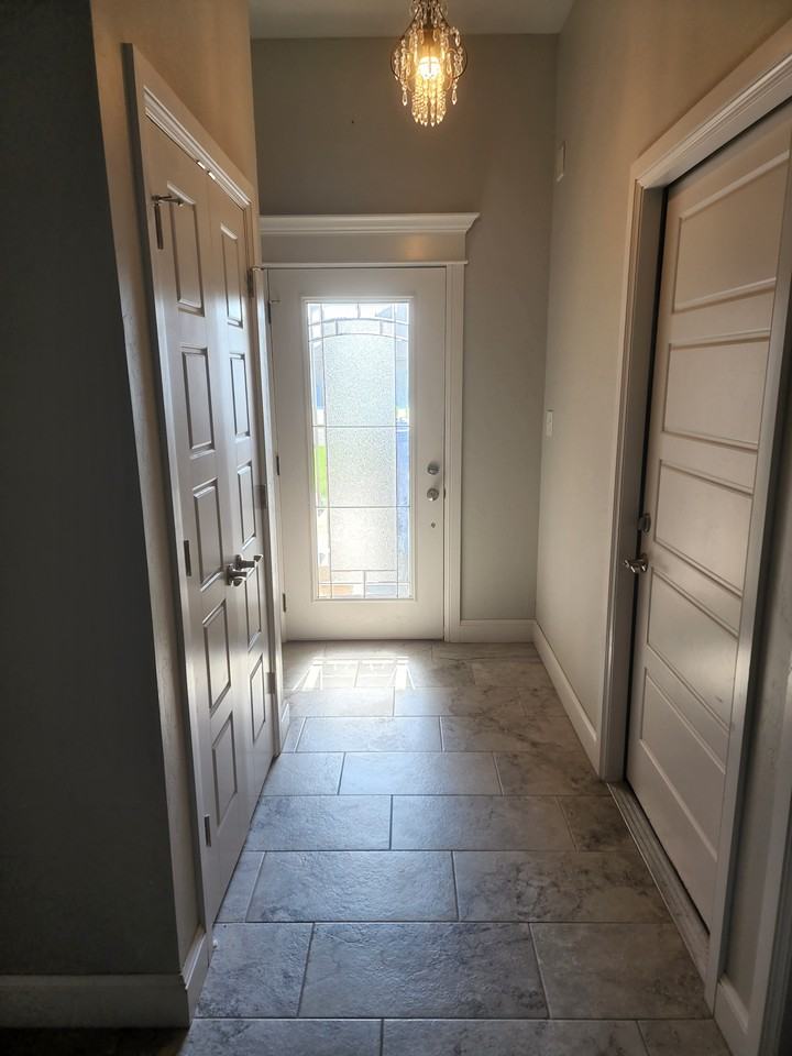 202 Nw Granite Ave #1 - Photo 2 of 20