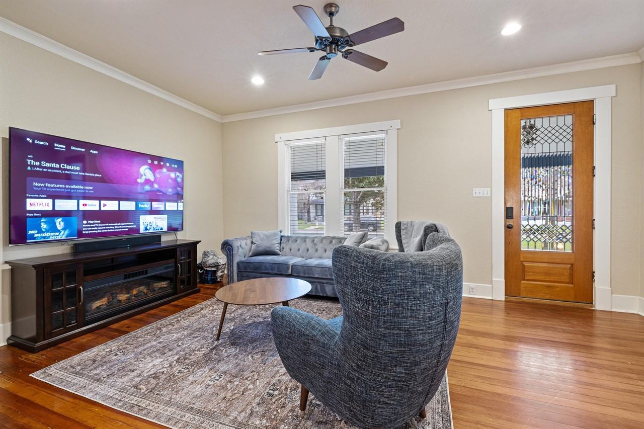 1211 Lexington St #1 - Photo 2 of 20