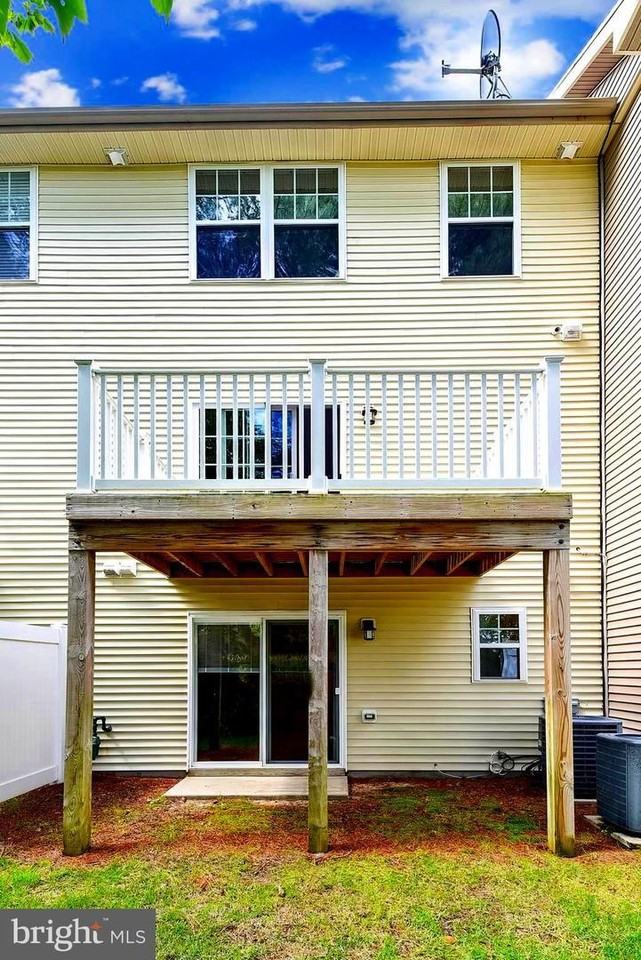 29555 Phoenix Ave #1 - Photo 3 of 39