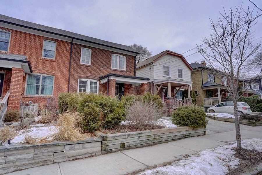 558 Hillsdale Avenue East - Photo 2 of 23