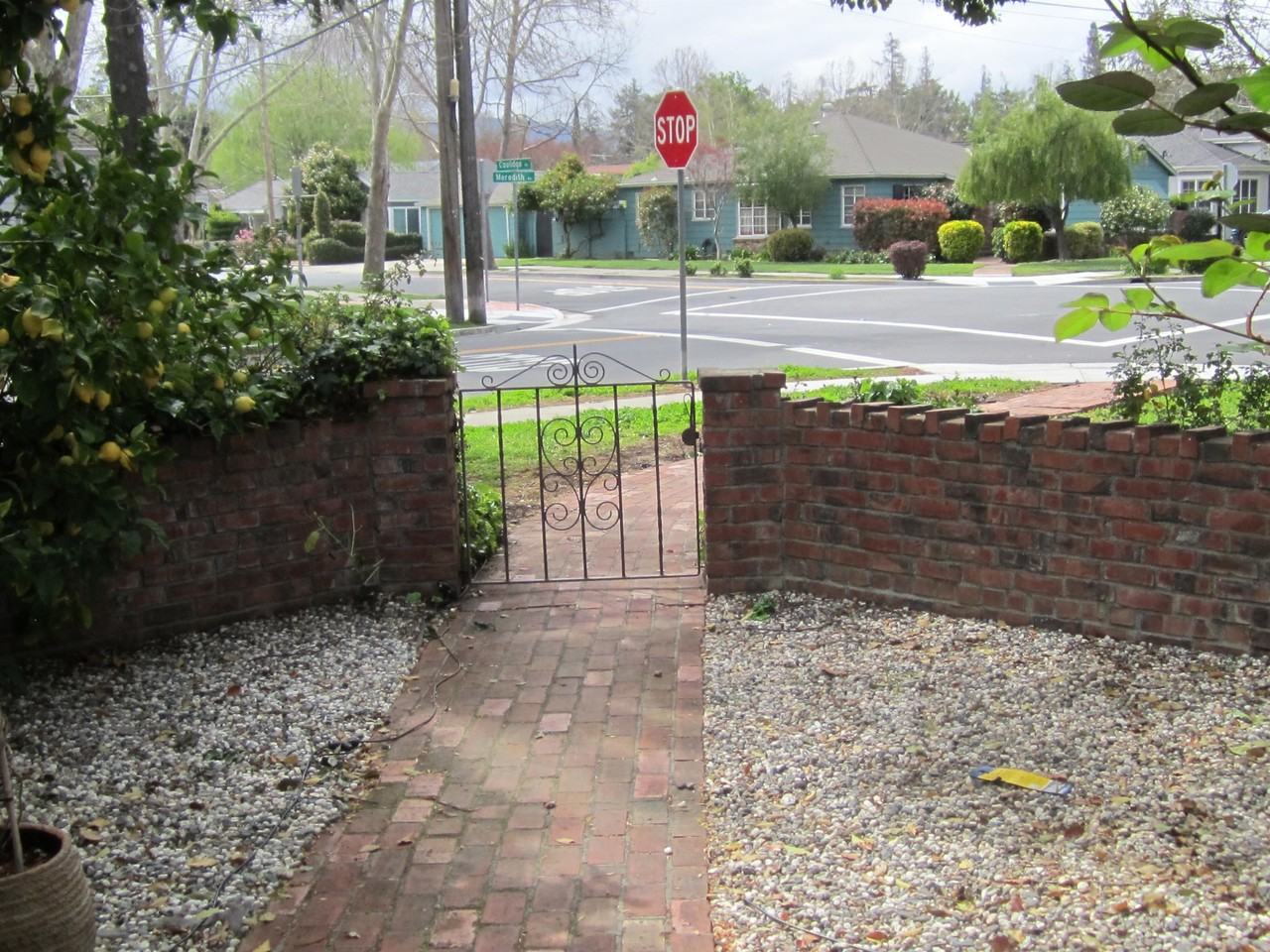 1198 Coolidge Ave - Photo 2 of 35