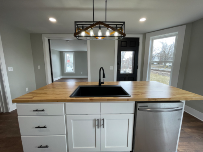 7 Short St - Photo 2 of 9