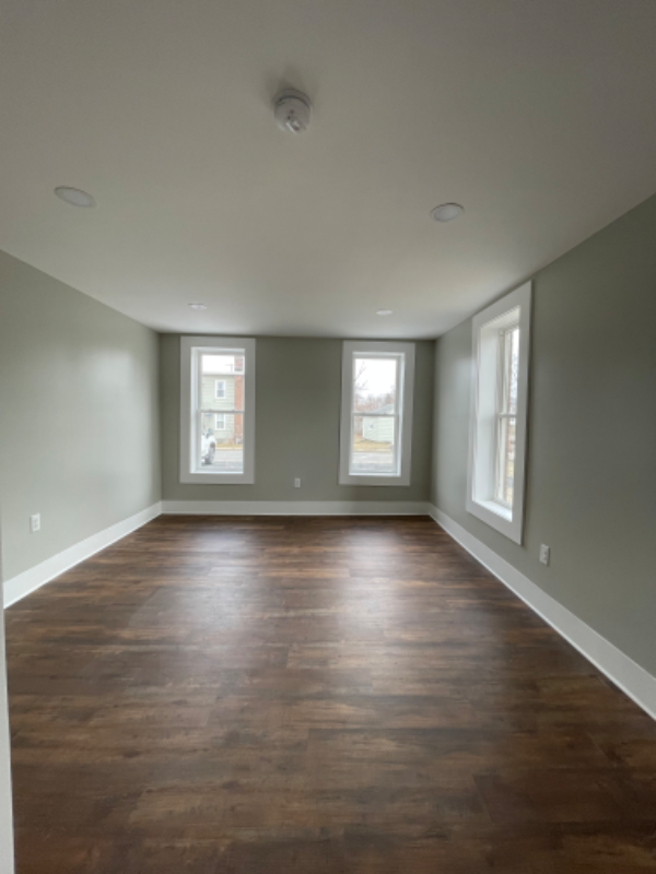 7 Short St - Photo 3 of 9