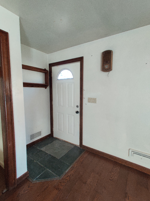2506 Banks School Rd - Photo 3 of 24