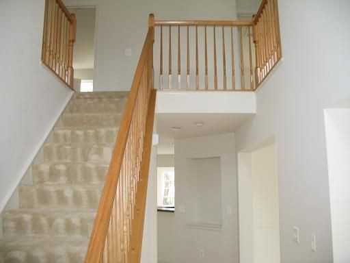 1028 Riverdale Cir - Photo 2 of 4