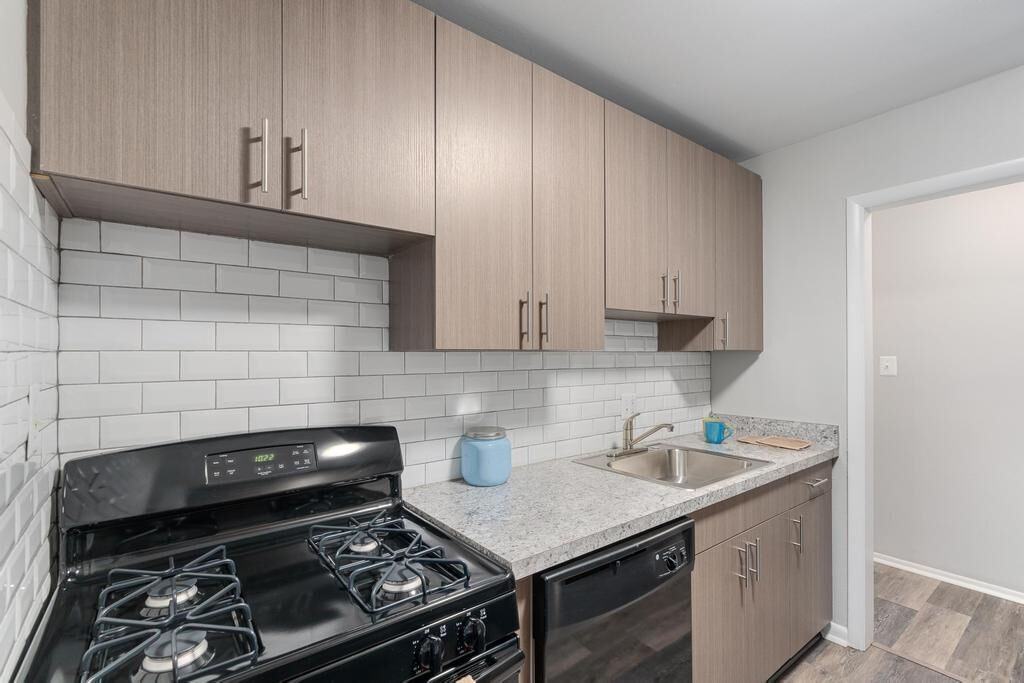 South Port - Photo 3 of 50