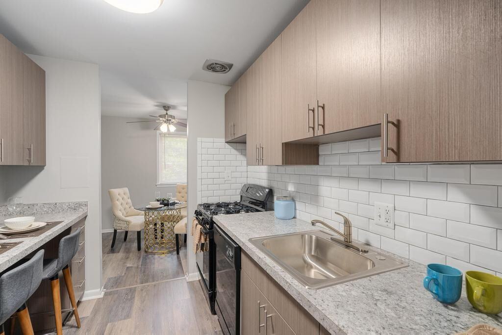 South Port - Photo 2 of 50