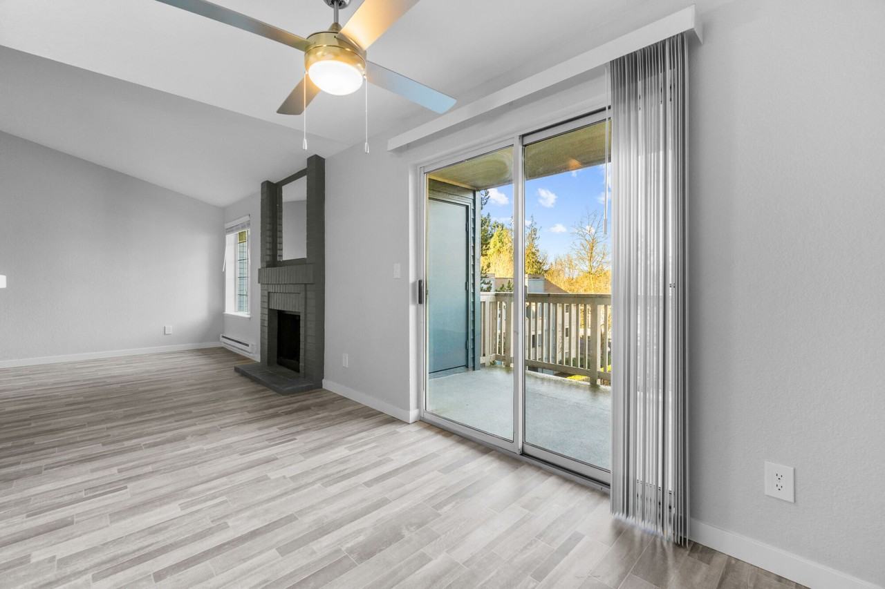 Ridgegate - Photo 7 of 18