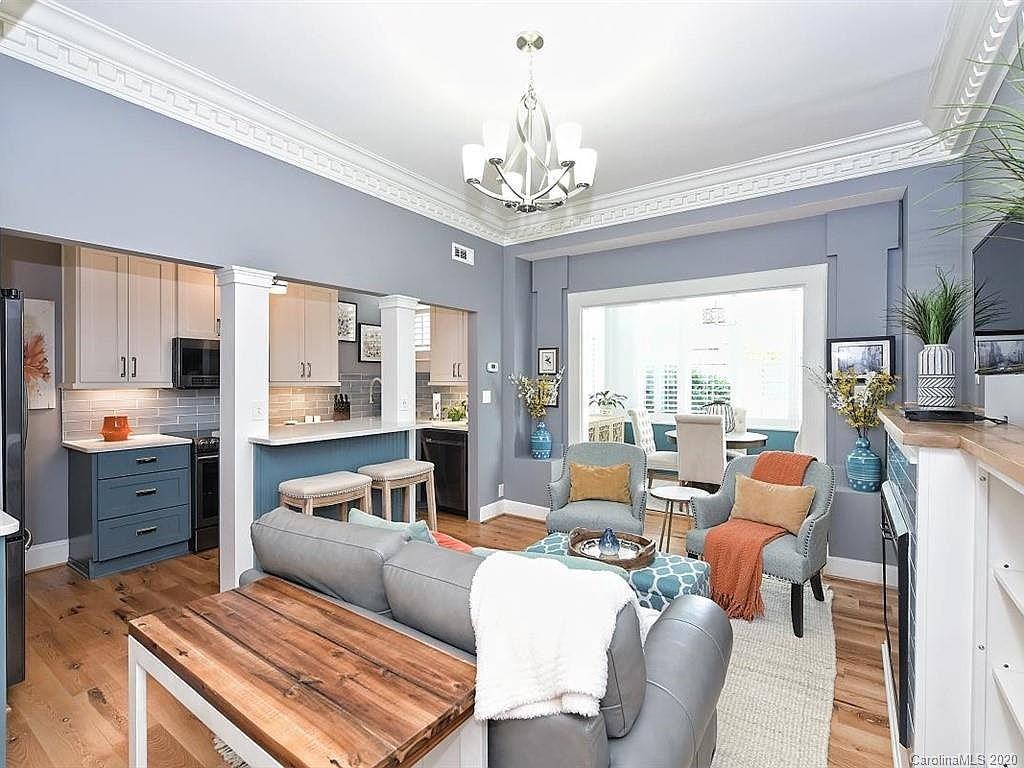 2501 Roswell Ave #1 - Photo 5 of 50