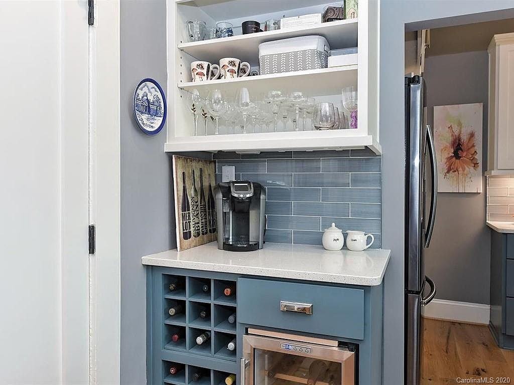 2501 Roswell Ave #1 - Photo 7 of 50