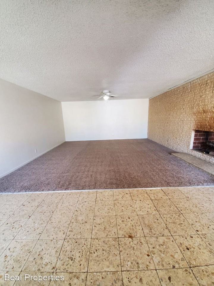 2600 Wayside Dr - Photo 2 of 18