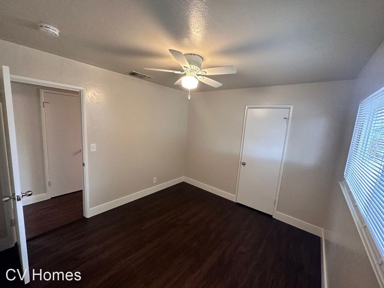 523 E La Crosse Ave - Photo 2 of 18