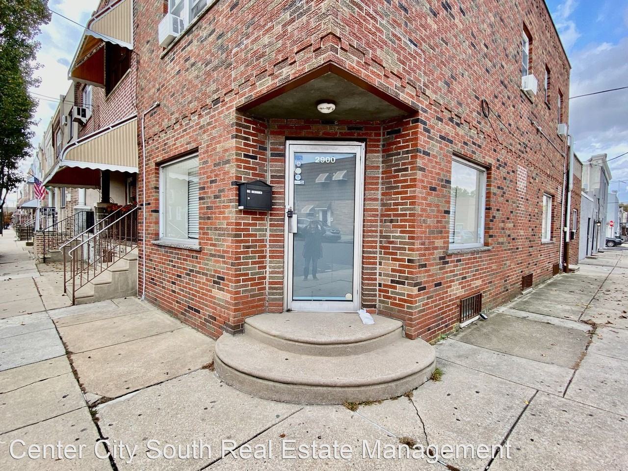 2900 S. Sydenham St - Photo 2 of 18