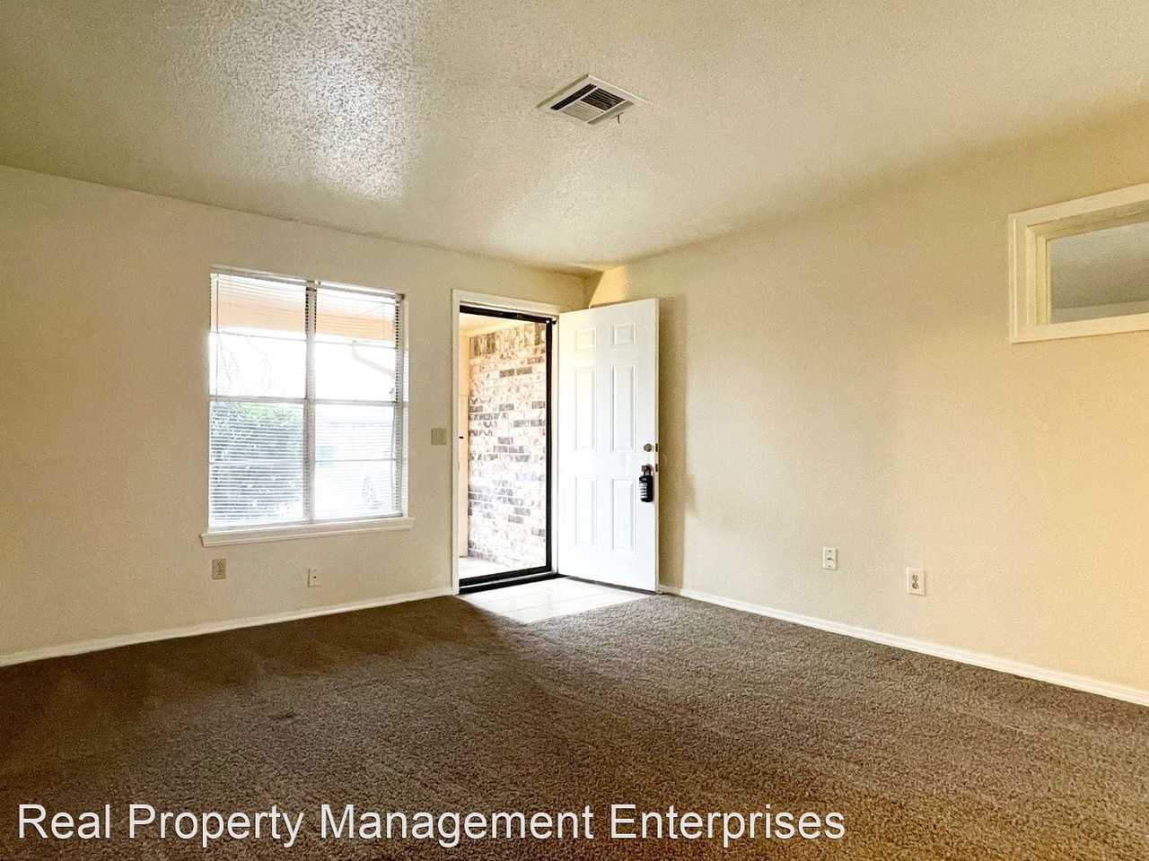 5012 Brookdale St - Photo 2 of 16