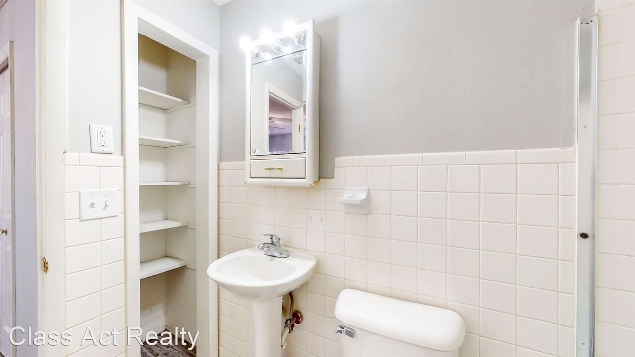 710 E. Douglas - Photo 2 of 5