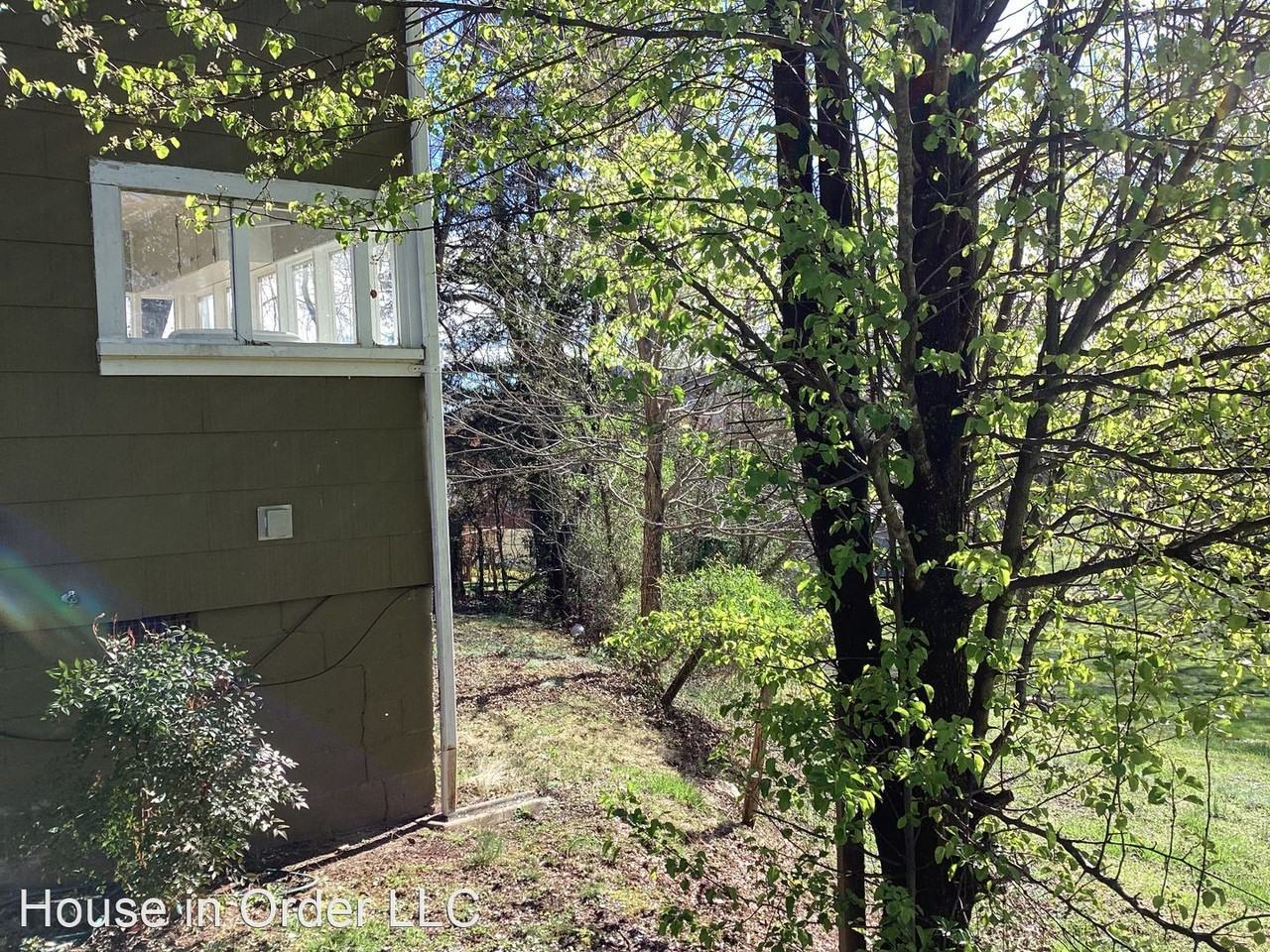 32 Lamar St - Photo 3 of 13