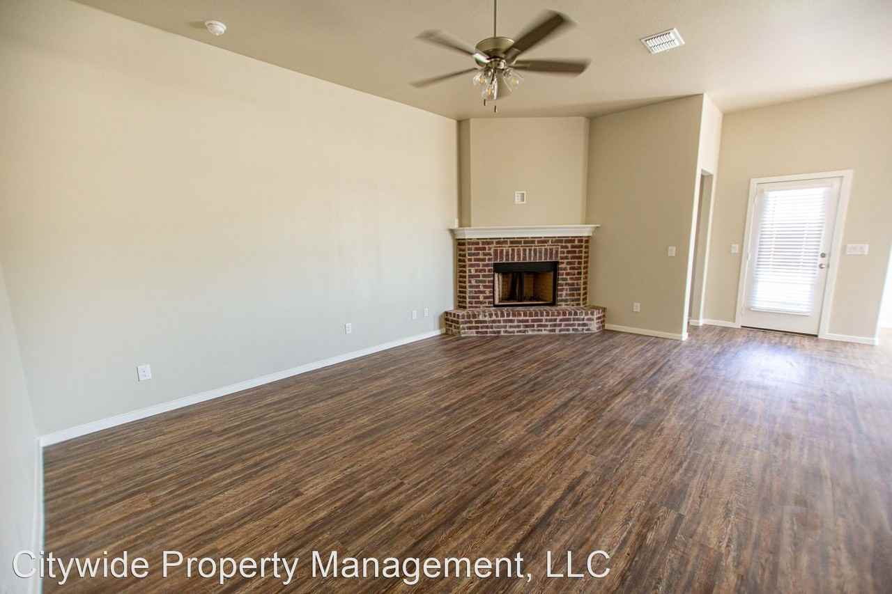 2103 Kirksey Ave - Photo 2 of 10