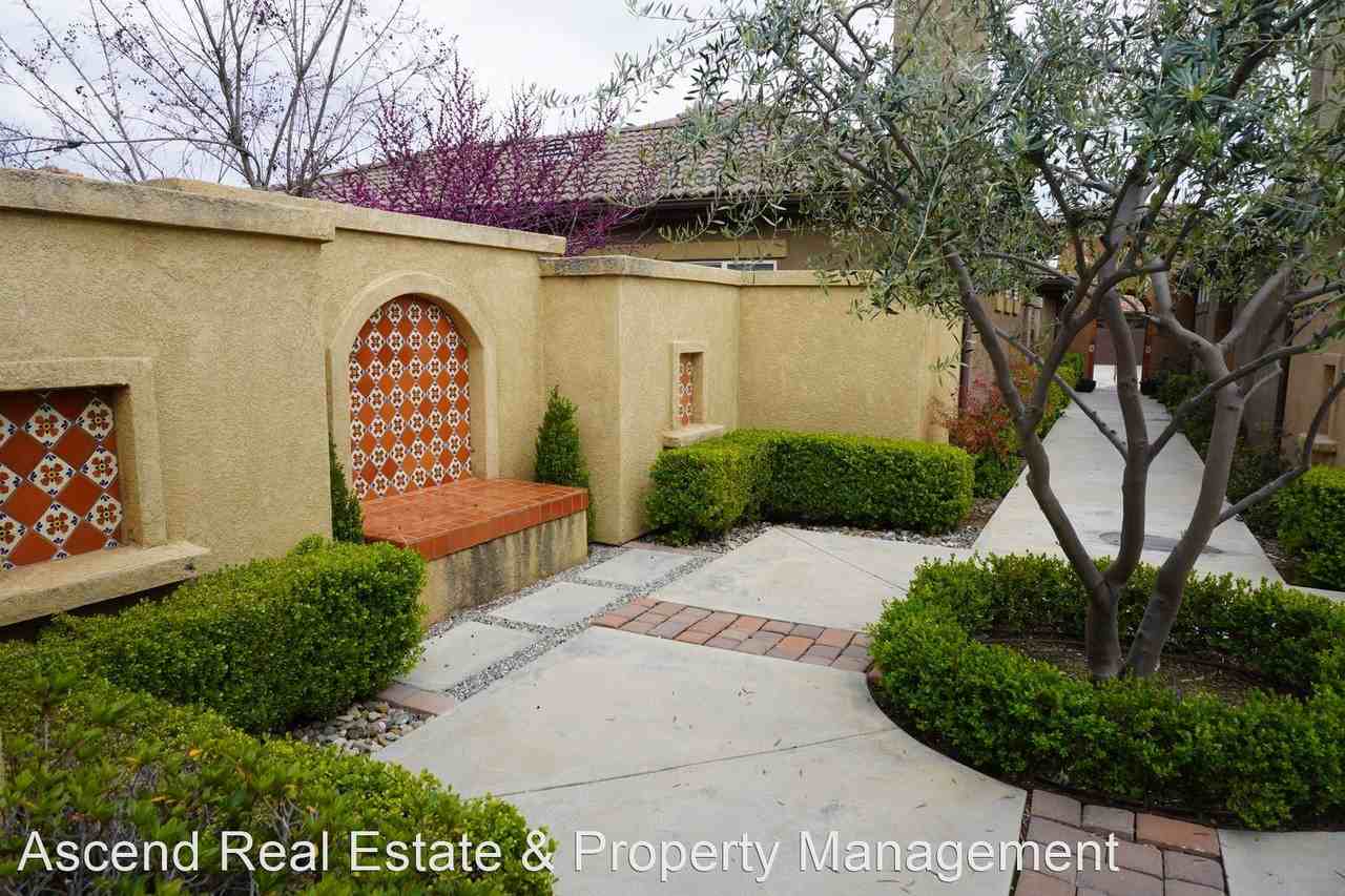 8620 Lago Di Como Ln - Photo 2 of 10