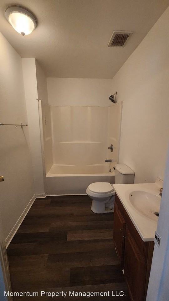 5014 E 32nd Ave - Photo 2 of 8