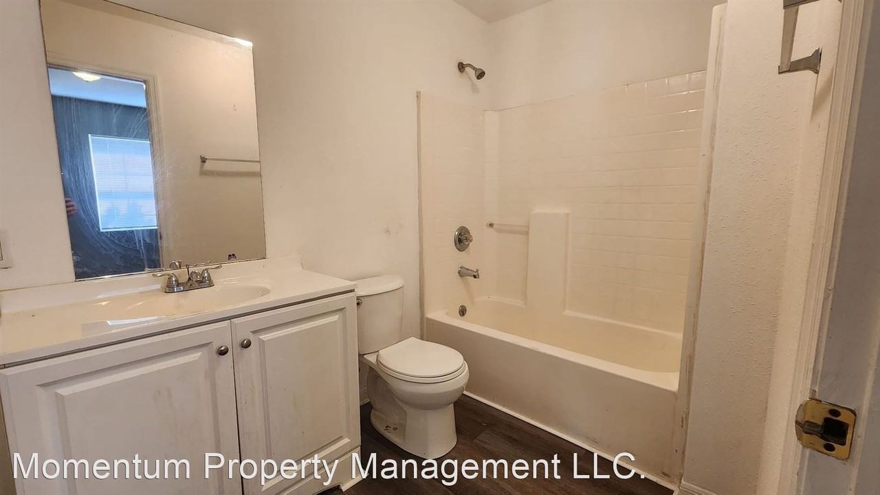 5014 E 32nd Ave - Photo 3 of 8