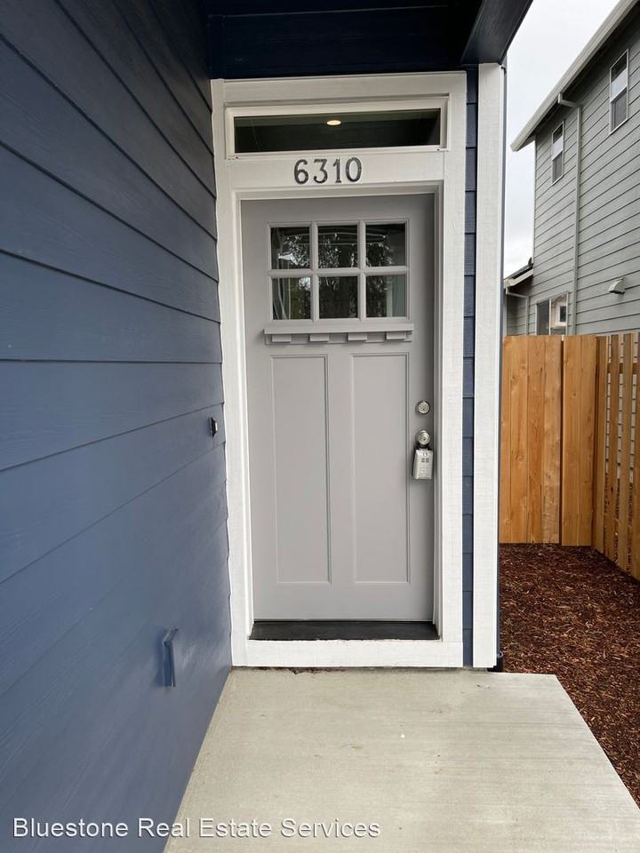 6310 Se 87th Ave - Photo 3 of 32