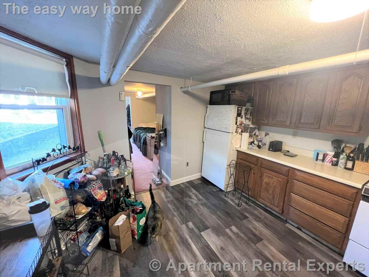 29 Cameron Ave #B - Photo 2 of 16