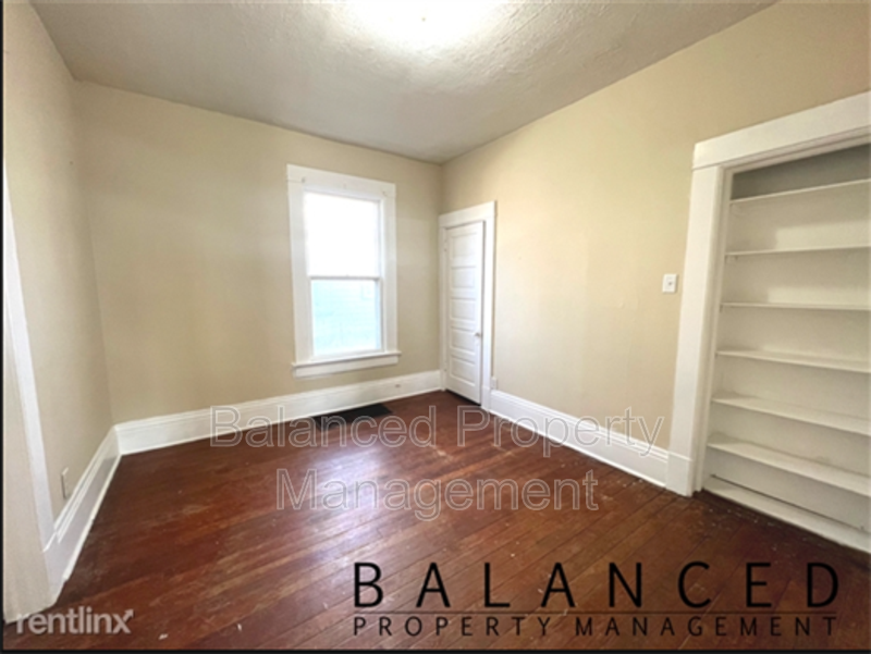 134 Sw Fillmore St - Photo 3 of 6