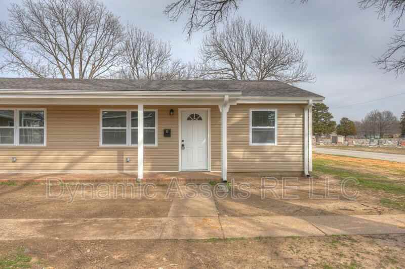 509 E Quincy St #A - Photo 4 of 22