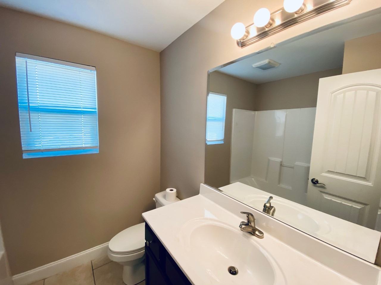 166 Leadoff Dr - Photo 5 of 32