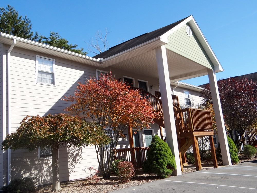 None Ashley Oaks - Photo 2 of 5