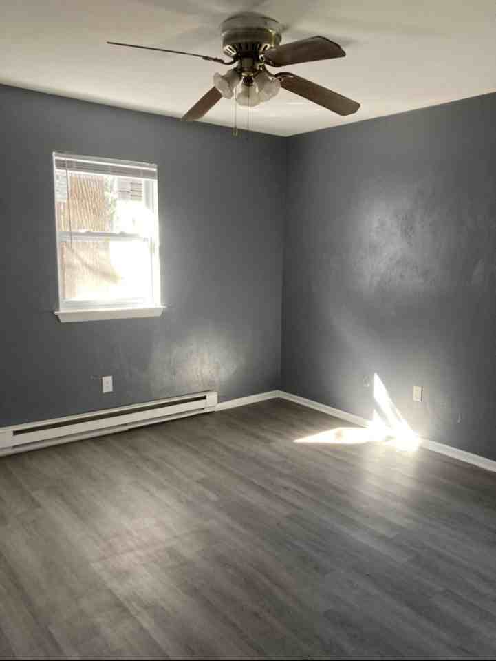 2127 Grandy Ave - Photo 2 of 6