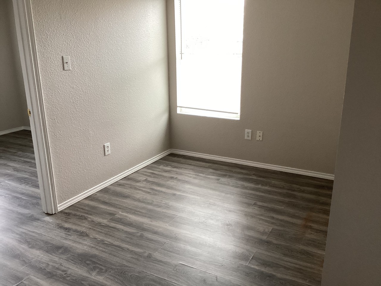 None 3807 - Photo 2 of 8