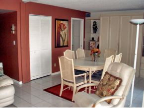 Riverside Club Condos - Photo 3 of 3