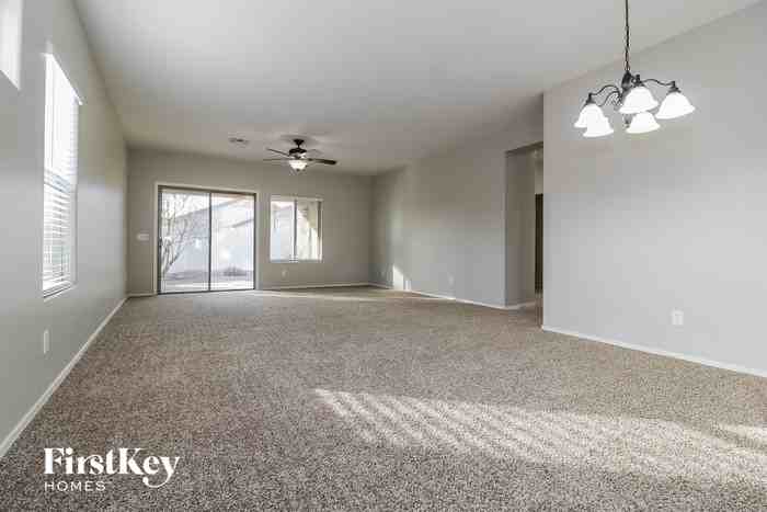 19363 W Woodlands Ave - Photo 2 of 15