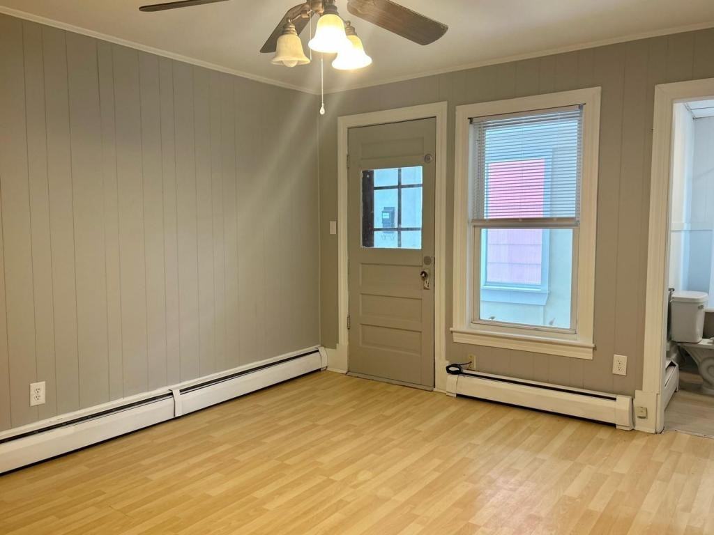 42 Spruce St Apt 1 - Photo 3 of 19