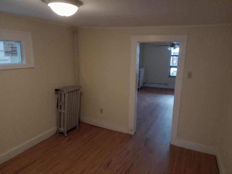 1120 Jackson St #1 - Photo 2 of 5