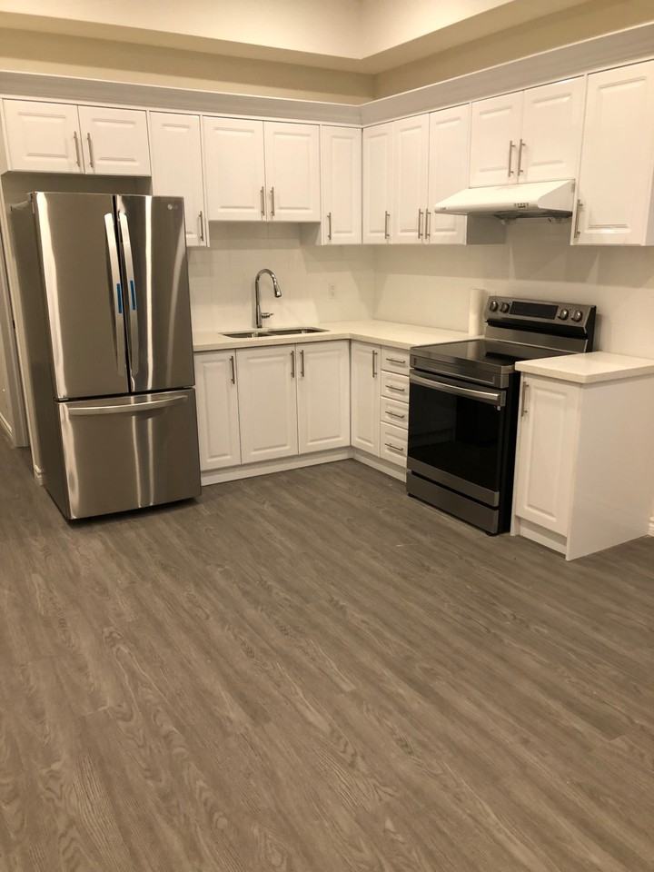 Central Downtown Bedroom with Ensuite bathroom for RENT Apartments