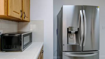 featured image of E Shadowlawn Ave