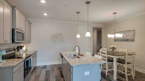 405 Ronan Way #A - Photo 4 of 15