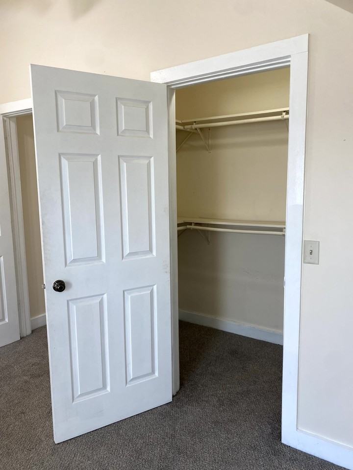 690 Virginia Avenue #690 - Photo 7 of 10