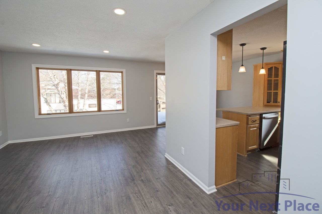 7250 122nd Avenue North - Photo 3 of 27