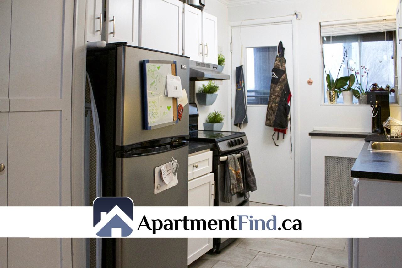 165 Dalhousie Street Apartments 165 Dalhousie St, Ottawa, ON K1N 7C3